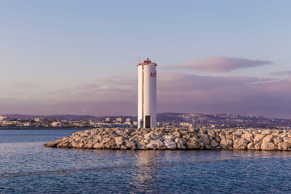 Photograph by Jp Valery in December 2015